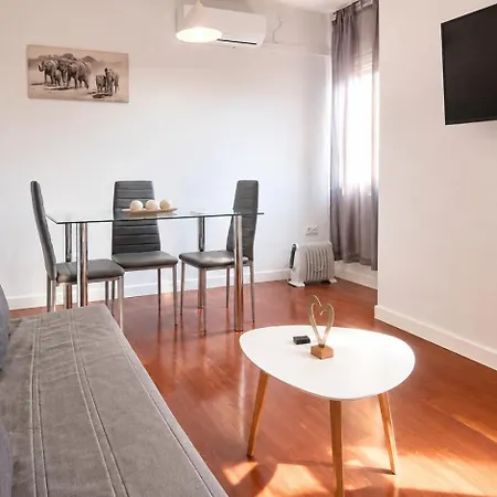Alfaros Centro 2 Apartamento
